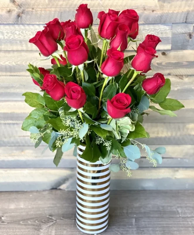 Red Roses Reign: Celebrating National Red Rose Day
